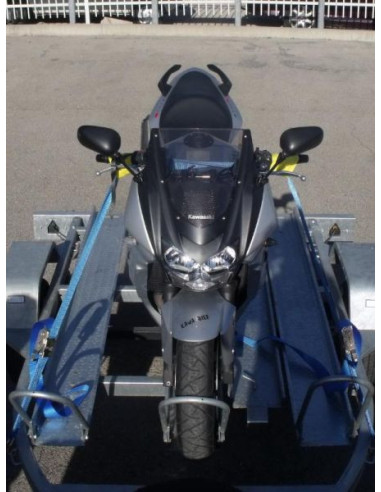 SANGLE A CLIQUET POUR GUIDON DE MOTO