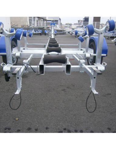 PORTE-BATEAU 1600 KG PTC - TIMON BASCULANT (Sunway)