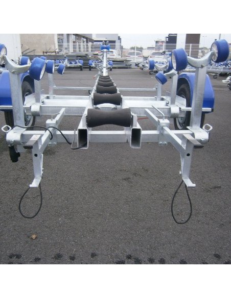 PORTE-BATEAU 1600 KG PTC - TIMON BASCULANT (Sunway)