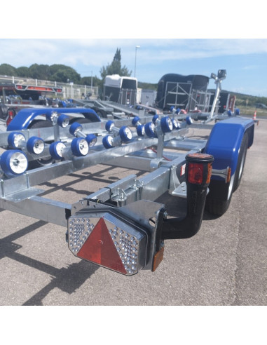 PORTE-BATEAU 3500 KG PTC  MULTI-ROULEAUX 2 essieux (Sunway)