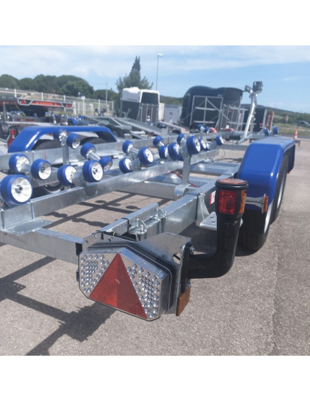 PORTE-BATEAU 3500 KG PTC  MULTI-ROULEAUX 2 essieux (Sunway)