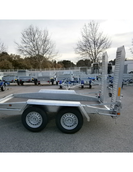 P.ENGIN 300*145 RAMPE PTC 2500 KG (Lider)