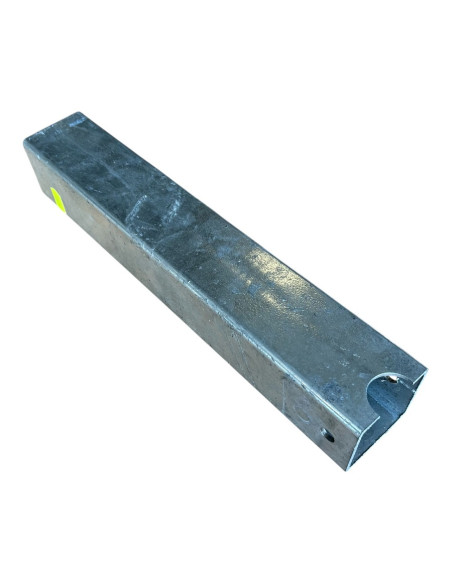 CHANDELLE TUBE 50*50 LONGEUR 30 CM GALVANISEE POUR PATIN (Sunway)