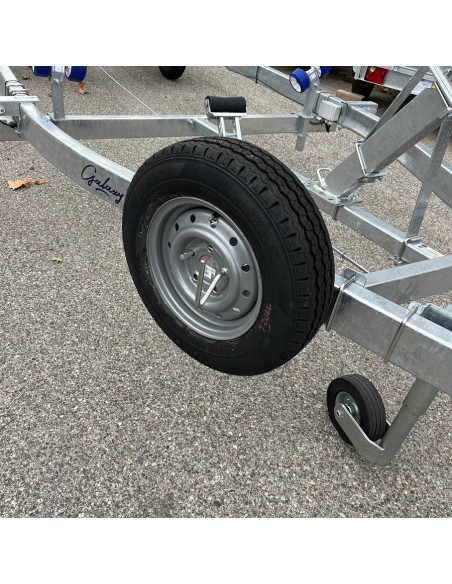 SUPPORT DE ROUE DE SECOURS 112*5 COTE DU LONGERON 100*50 (Sunway)