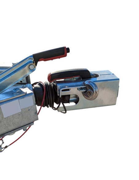 ANTIVOL CARRE POUR TETE D'ATTELAGE DE REMORQUE DETELEE 