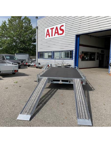 P-VOITURE TP MULTI TRANSPORTEUR 406 204 2700 2 ESSIEUX - 2700 KG PTC Stock uniquement (Saris)