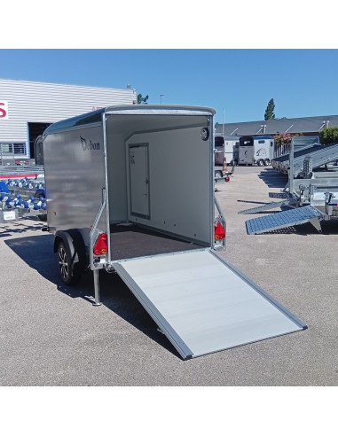 FOURGON ROADSTER C255 255x125x155 - 750 KG NON FREINE - COMPOSITE - GRIS + P. LATERALE + JANTES ALU (Debon)