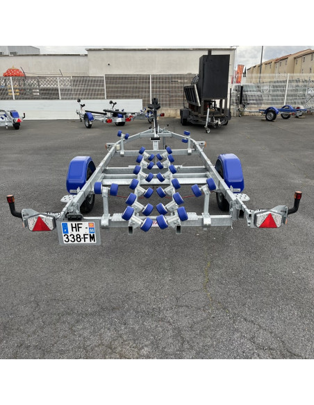 REMORQUE IMMATRICULEE PORTE BATEAU 1350 KG HF-338-FM MODELE EXPO