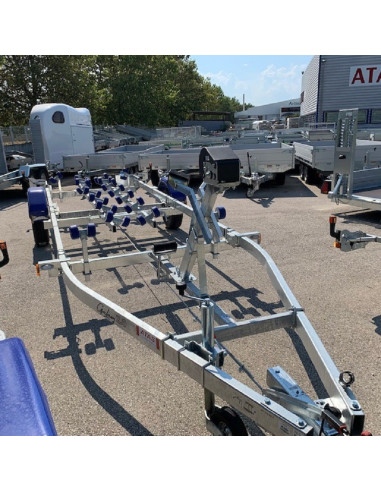 PORTE-BATEAU 1800 KG PTC - MULTI-ROULEAUX (Sunway)