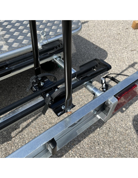 KIT 2 VELOS + SUPPORT + RAIL MAINTIEN CADRE / ROADSTER CAMP V3 (Debon)