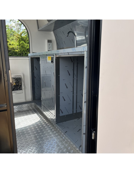 REMORQUE FOOD TRUCK - AIR ESSENTIEL - 750 KG - NOIR - MEUBLES INOX+ELEC+EVIER