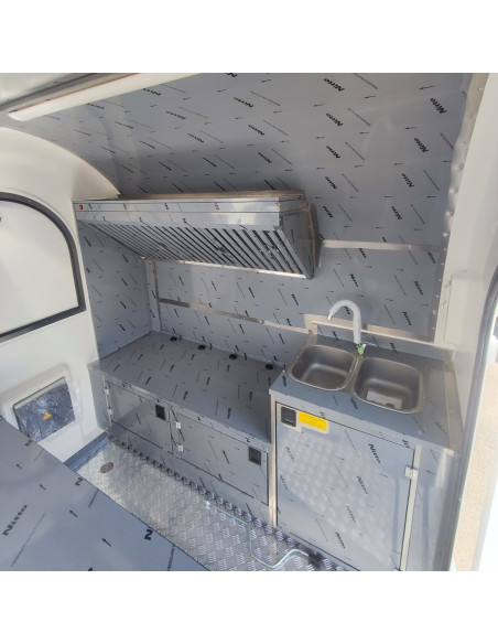 REMORQUE FOOD TRUCK - AIR CHEF PLUS - 750 KG - BLANC - MEUBLES INOX+ELEC+EVIER+FROID