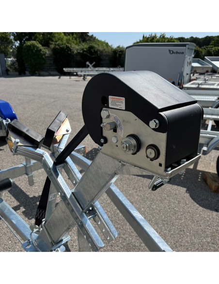 DESTOCKAGE PORTE-BATEAU 1800 KG PTC - EASY FIT 2 ESSIEUX (Sunway) MODELE EXPO IMMATRICULE
