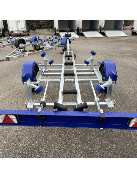 PORTE-BATEAU 750 KG PTC TIMON BASCULANT ROULEAUX (Sunway)