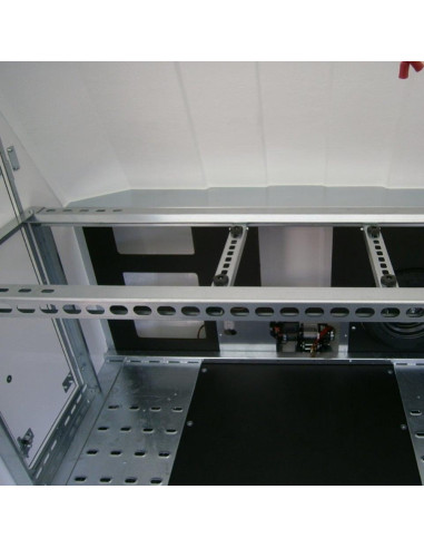 RACK A PNEUS - POUR PORTE VOITURE RACE SPORT 340 - LARGEUR 210 (Brian James)