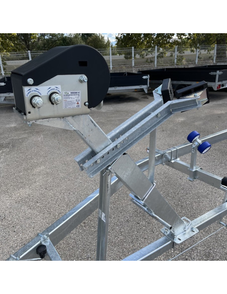 PORTE-BATEAU 2700 KG PTC - MULTI-ROULEAUX Sunway)