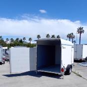 FOURGON C400 320*167*201 1300 KG BOIS & POLY BLANC +P LATERALE
