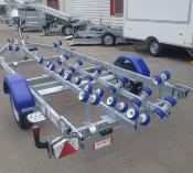 P BATEAU 1350 KG PTC - CU 980 KG GALAXY 2.0 MULTI-ROULEAUX FEUX FIXES