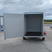 FOURGON C255 255*125*155 1300 KG COMPOSITE GRIS (Debon)